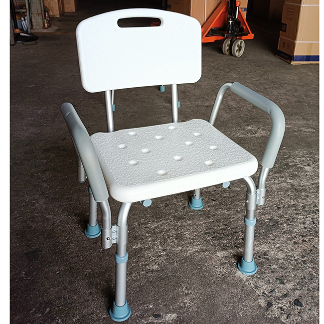 Ghế Tắm Cho Bệnh Nhân Lucass SC-98TL